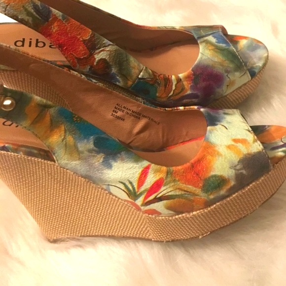 🌷Floral peep toe wedge heel 6🌷 - Picture 3 of 4